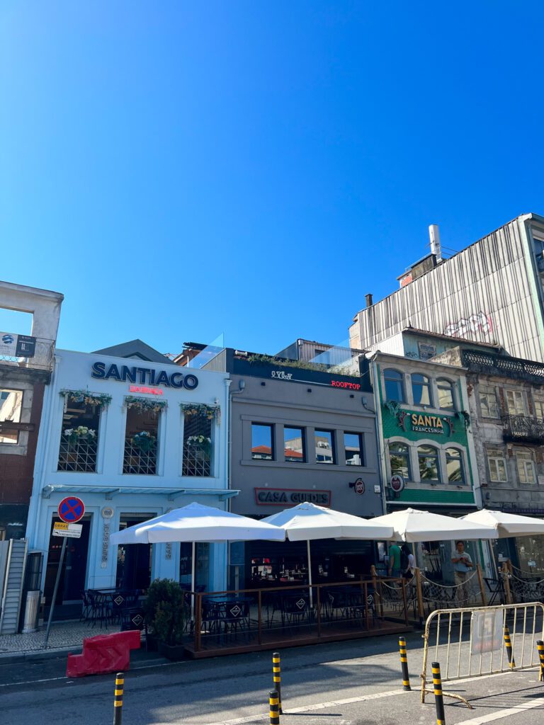cafe Santiago and casa guedes restarurants in cais da ribeira